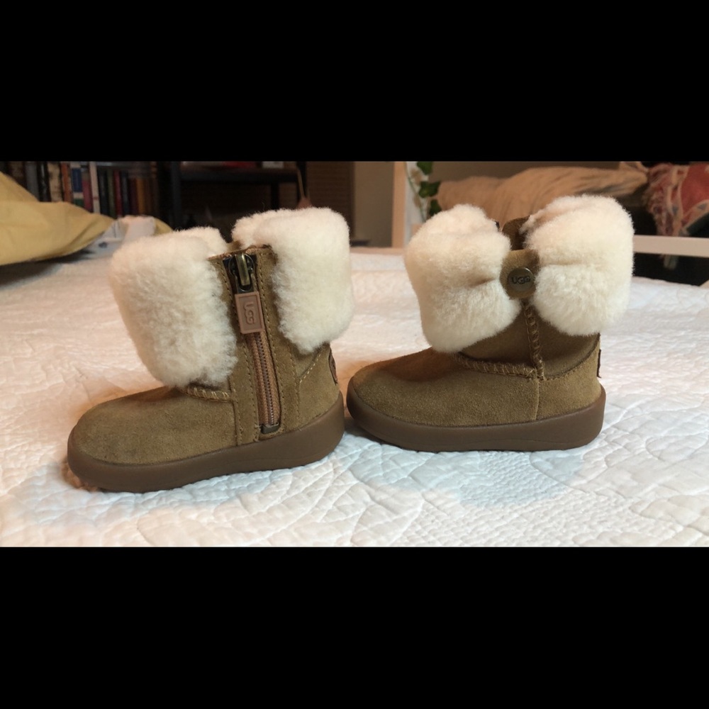 UGG Infant / Baby Winter Boots Size 2/3